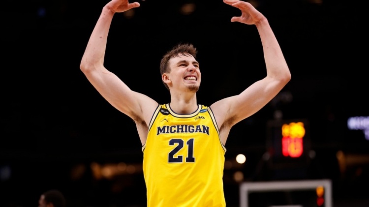 引援上向来 引援上向来