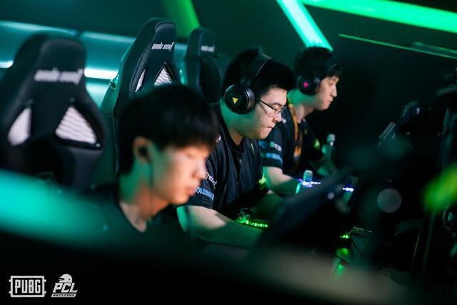 过屏幕观看 过屏幕观看