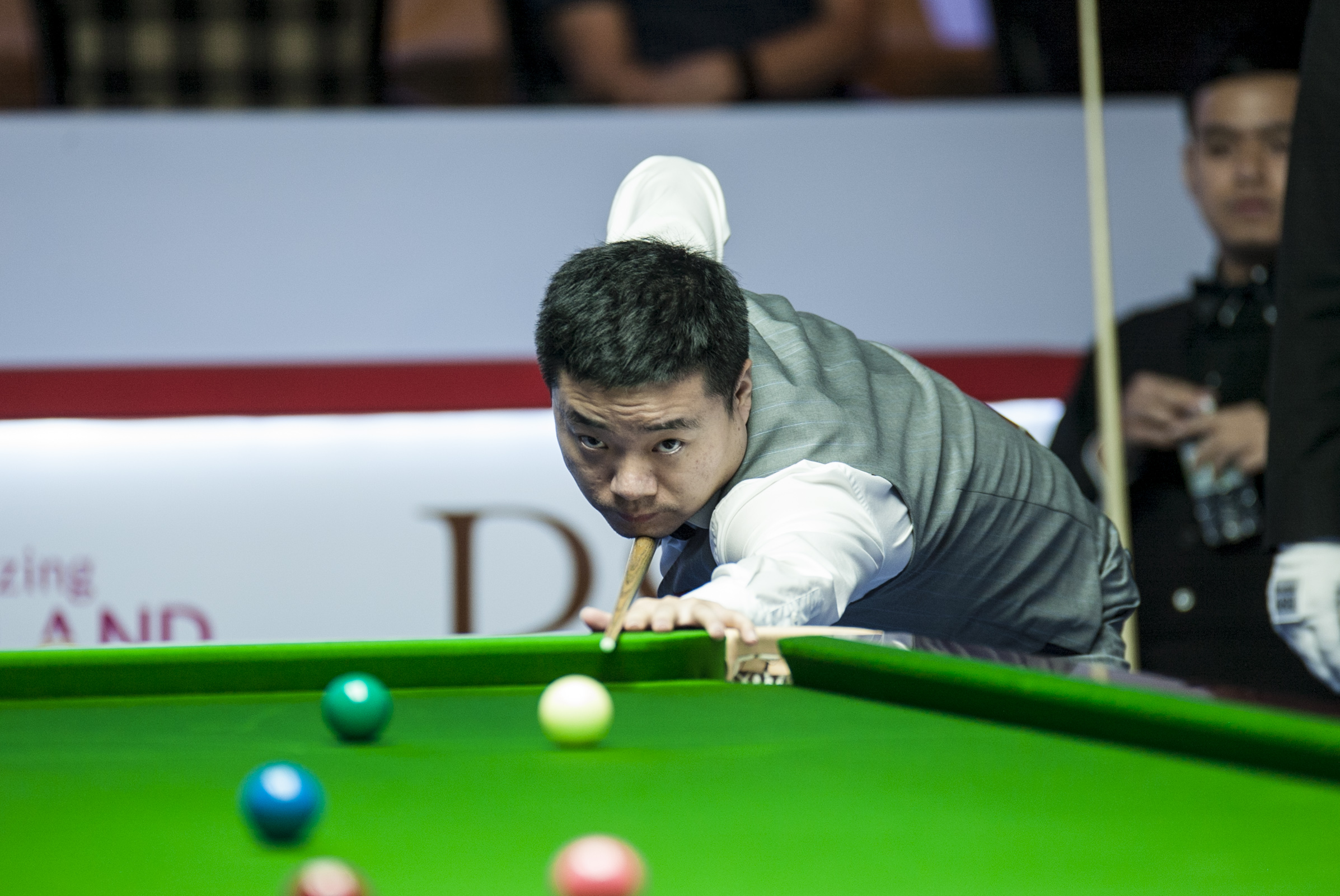 亚队拼尽全 亚队拼尽全